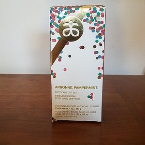 Arbonne  foot care gift set